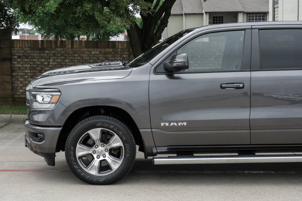 Used 2023 RAM 1500 Laramie AWD/4WD image 21