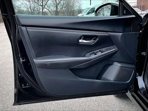 Used 2024 Nissan Sentra SV image 21