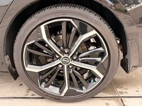 Used 2023 Nissan Altima 2.5 SR w/ SR Premium Package FWD image 8