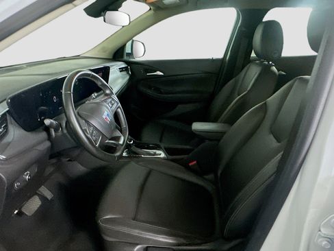 Used 2024 Buick Encore GX Sport Touring FWD image 13