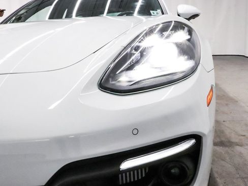 Used 2023 Porsche Panamera 4 Platinum Edition AWD/4WD image 51