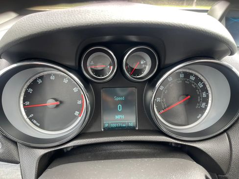 Used 2015 Buick Encore Convenience FWD image 15