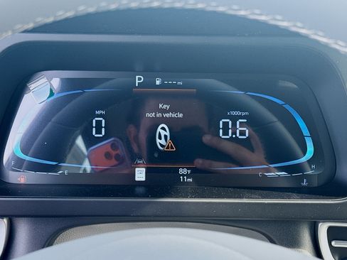 New 2026 Hyundai Elantra Sport FWD image 9