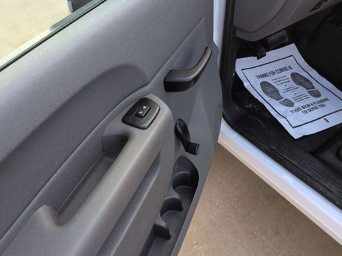 Used 2012 GMC Sierra 2500 W/T w/ Snow Plow Prep Package image 13