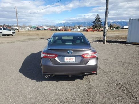 Used 2020 Toyota Camry LE FWD image 7