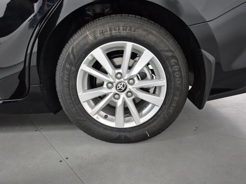 New 2026 Toyota Camry Hybrid image 11