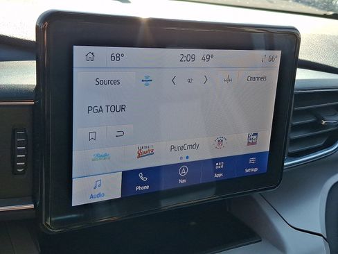 Certified 2023 Ford Explorer XLT w/ Equipment Group 202A AWD/4WD image 18