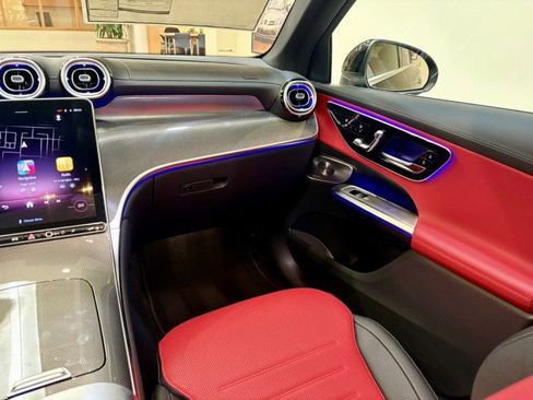 New 2026 Mercedes-Benz GLC 300 image 13