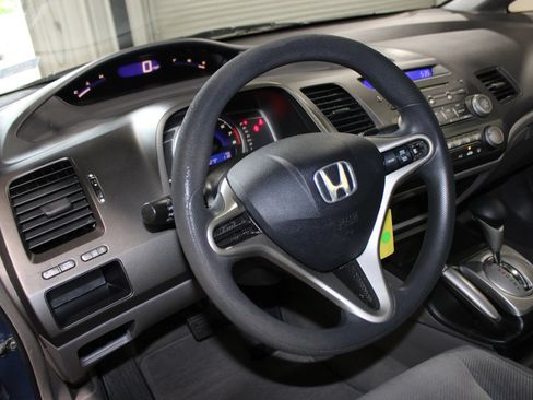 Used 2010 Honda Civic LX image 17