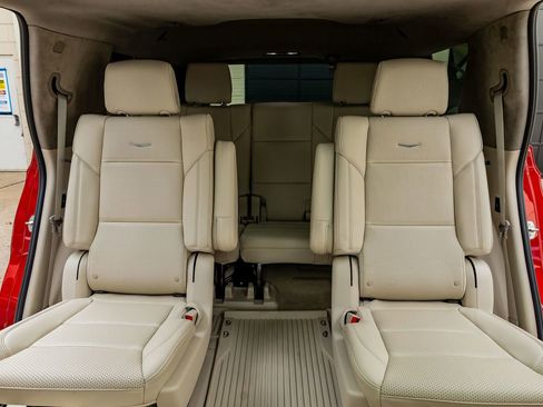 Used 2025 Cadillac Escalade Sport Platinum w/ LPO, Floor Liner Package image 37