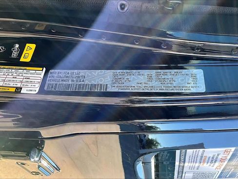 Used 2020 Jeep Gladiator Rubicon AWD/4WD image 34