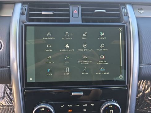 Certified 2025 Land Rover Discovery Dynamic SE AWD/4WD image 23