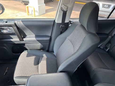 Used 2024 Toyota 4Runner TRD Off-Road image 31