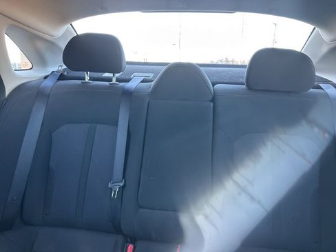 Used 2023 Kia K5 LXS image 22