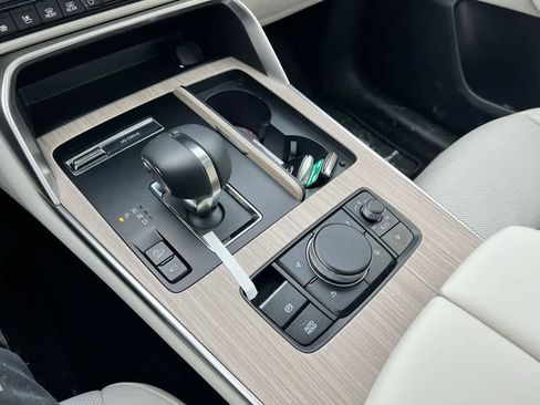 Used 2026 MAZDA CX-90 3.3 Turbo w/ Premium Plus Pkg image 27