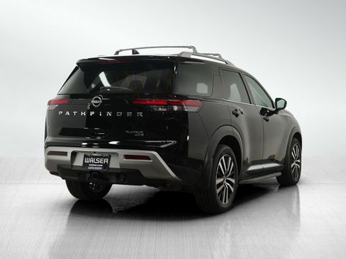 Used 2023 Nissan Pathfinder Platinum w/ Lighting Package (N93) image 5