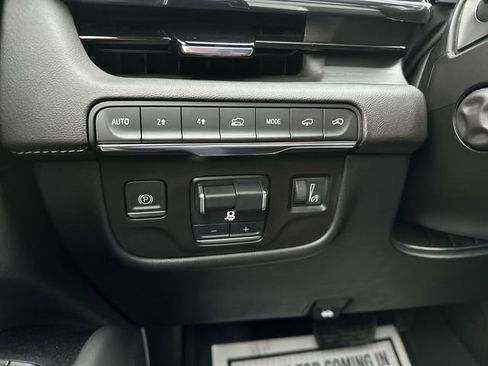 Certified 2024 Cadillac Escalade Sport w/ Touring Package image 17