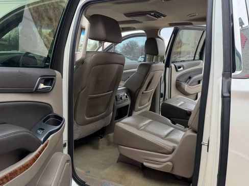 Used 2015 Chevrolet Suburban LTZ image 15