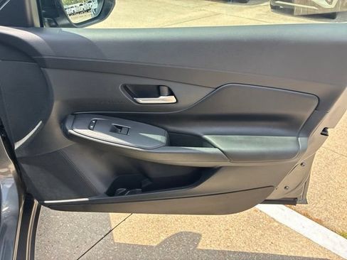 Used 2026 Nissan Sentra SV w/ SV Convenience Package FWD image 13
