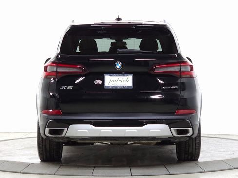 Used 2022 BMW X5 xDrive40i w/ Parking Assistance Package image 4