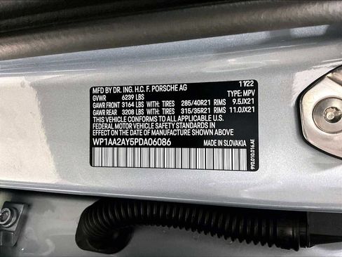 Used 2023 Porsche Cayenne image 36