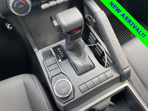 Used 2024 Toyota Tacoma TRD Sport image 13