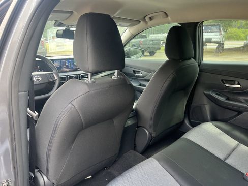 New 2026 Nissan Sentra SV w/ SV Convenience Package FWD image 17