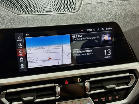 Used 2019 BMW 330i xDrive Sedan w/ M Sport Package AWD/4WD image 19