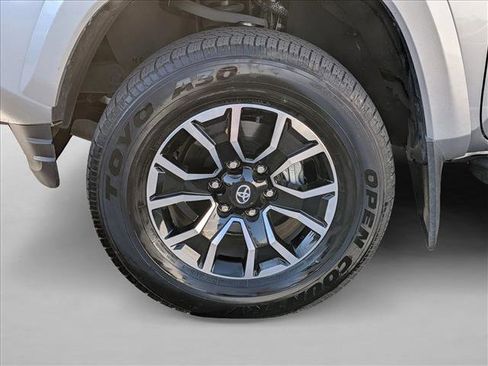 Used 2023 Toyota Tacoma TRD Sport w/ TRD Premium Sport Package image 8