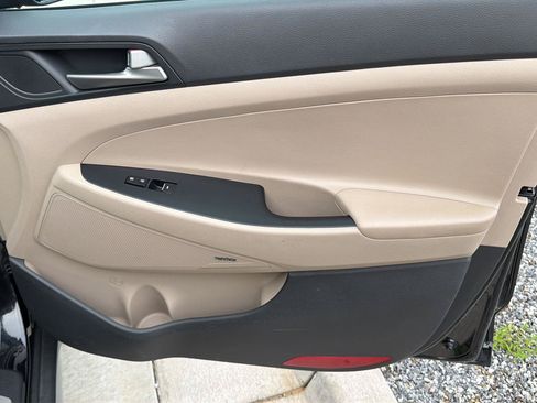 Used 2018 Hyundai Tucson Limited FWD image 38