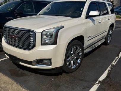 Used 2015 GMC Yukon Denali w/ Touring Package