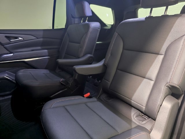 Used 2025 Chevrolet Traverse Z71 w/ Enhanced Driving Package AWD/4WD image 30