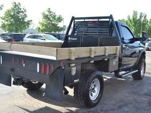 Used 2017 RAM 2500 Tradesman w/ Chrome Appearance Group AWD/4WD image 8