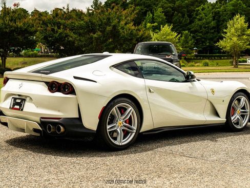 Used 2019 Ferrari 812 Superfast image 8