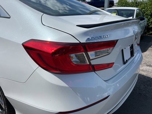 Used 2022 Honda Accord Sport image 12