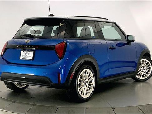 Certified 2025 MINI Cooper S image 12