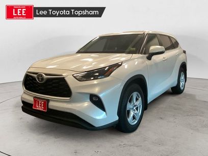 Used 2023 Toyota Highlander LE