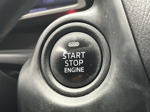 Used 2016 MAZDA MAZDA3 i Grand Touring image 18