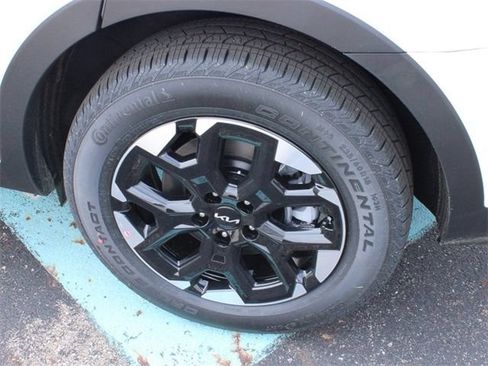 Used 2025 Kia Sorento S w/ Panoramic Sunroof Package FWD image 15