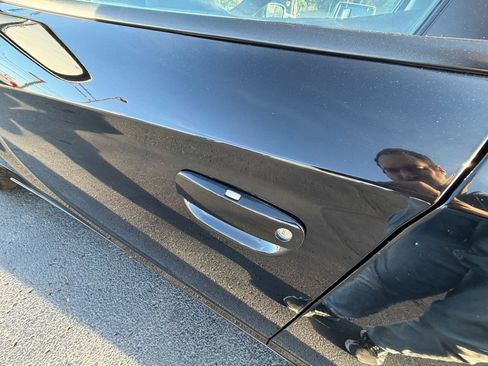 Used 2018 Dodge Charger SXT Plus w/ Blacktop Package image 10