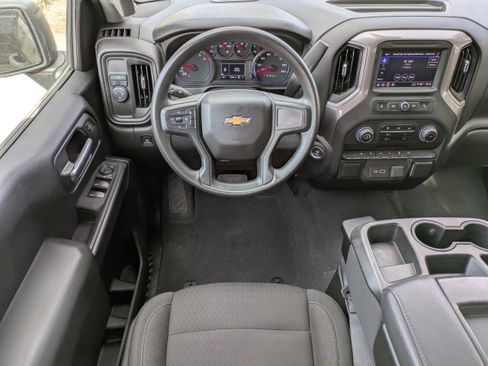 Used 2022 Chevrolet Silverado 1500 Custom image 14
