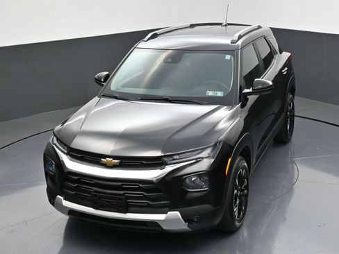 Used 2021 Chevrolet TrailBlazer LT w/ Premium Seating Package AWD/4WD image 44