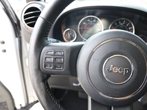 Used 2018 Jeep Wrangler Unlimited Sport S AWD/4WD image 19
