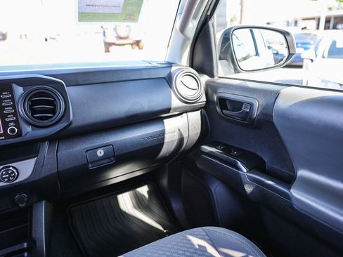 Used 2023 Toyota Tacoma SR w/ SR Convenience Package image 6