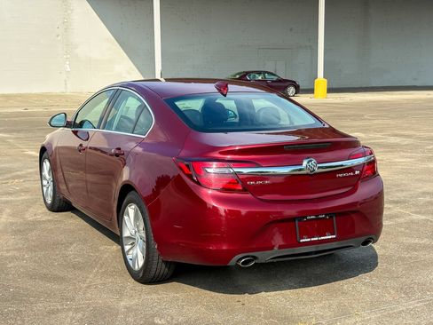 Used 2016 Buick Regal Premium FWD image 6