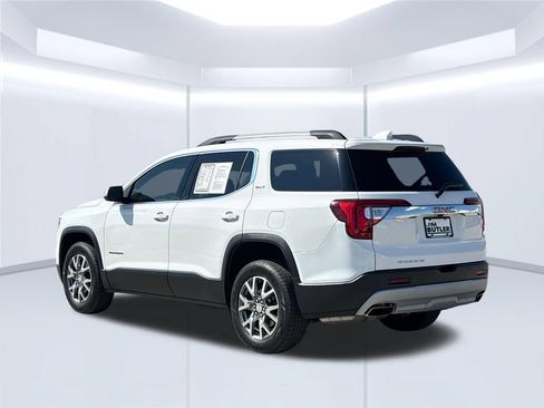 Used 2020 GMC Acadia SLT w/ Driver Alert Package II FWD image 4