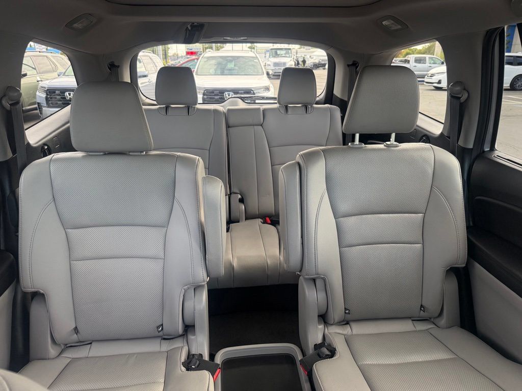 Used 2021 Honda Pilot Elite image 53