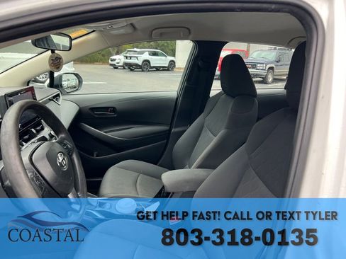 Used 2022 Toyota Corolla LE FWD image 11