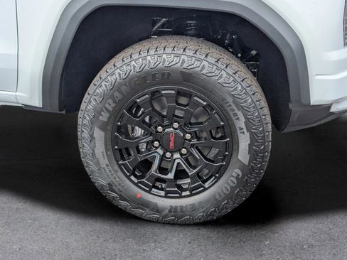 New 2026 GMC Canyon Elevation w/ Convenience Package image 6