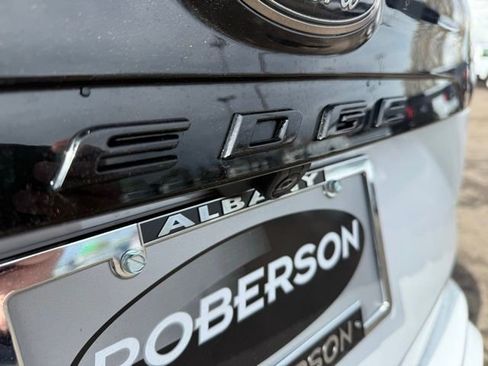 Used 2024 Ford Edge SE w/ Black Appearance Package image 13
